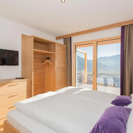 Kitzsteinhorn By Interhome Lägenhet