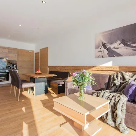 Lägenhet Kitzsteinhorn By Interhome Zell am See